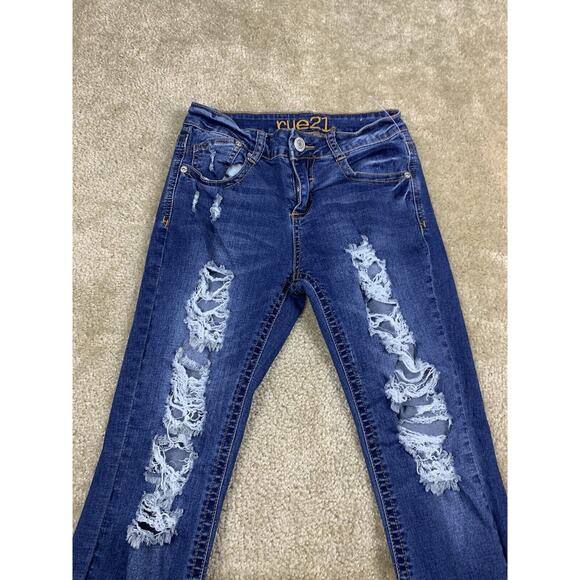 Rue21 Cropped Jeans Women's Size 3 / 4 REG Blue Distressed #652 - Picture 1 of 13